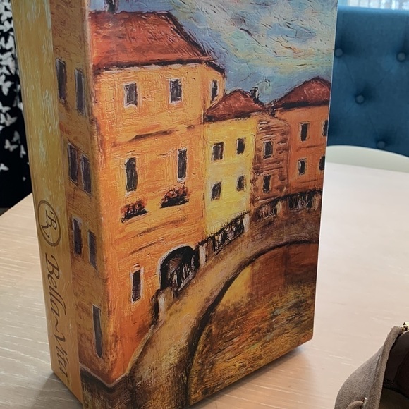 Bella Vita Leather booties, open on side, zipper in back, new in box Sz 8.5W - Picture 8 of 12